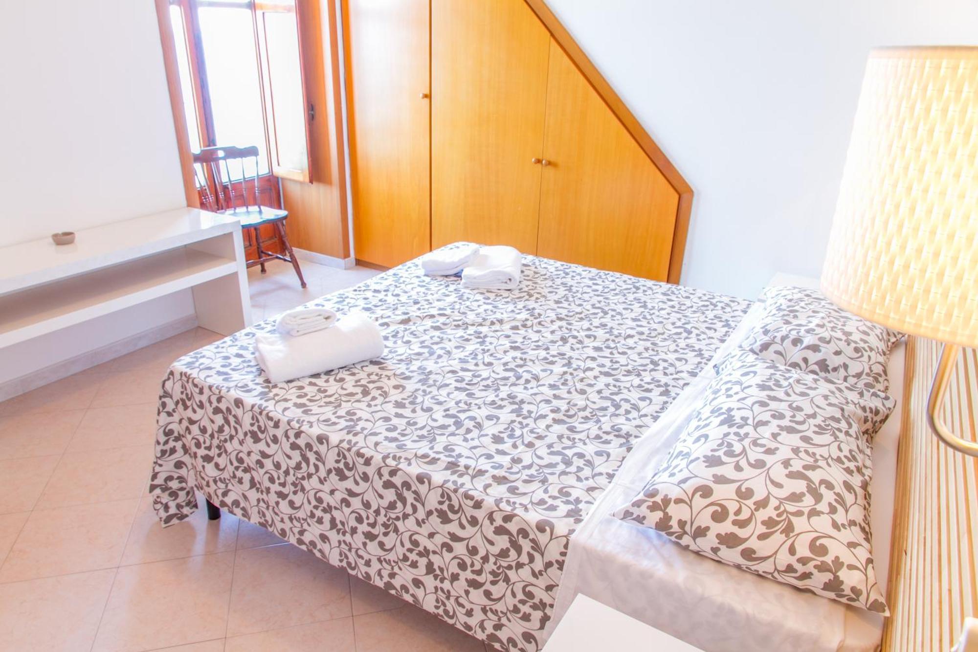 Hotel Ai Candelori à Cefalù Extérieur photo